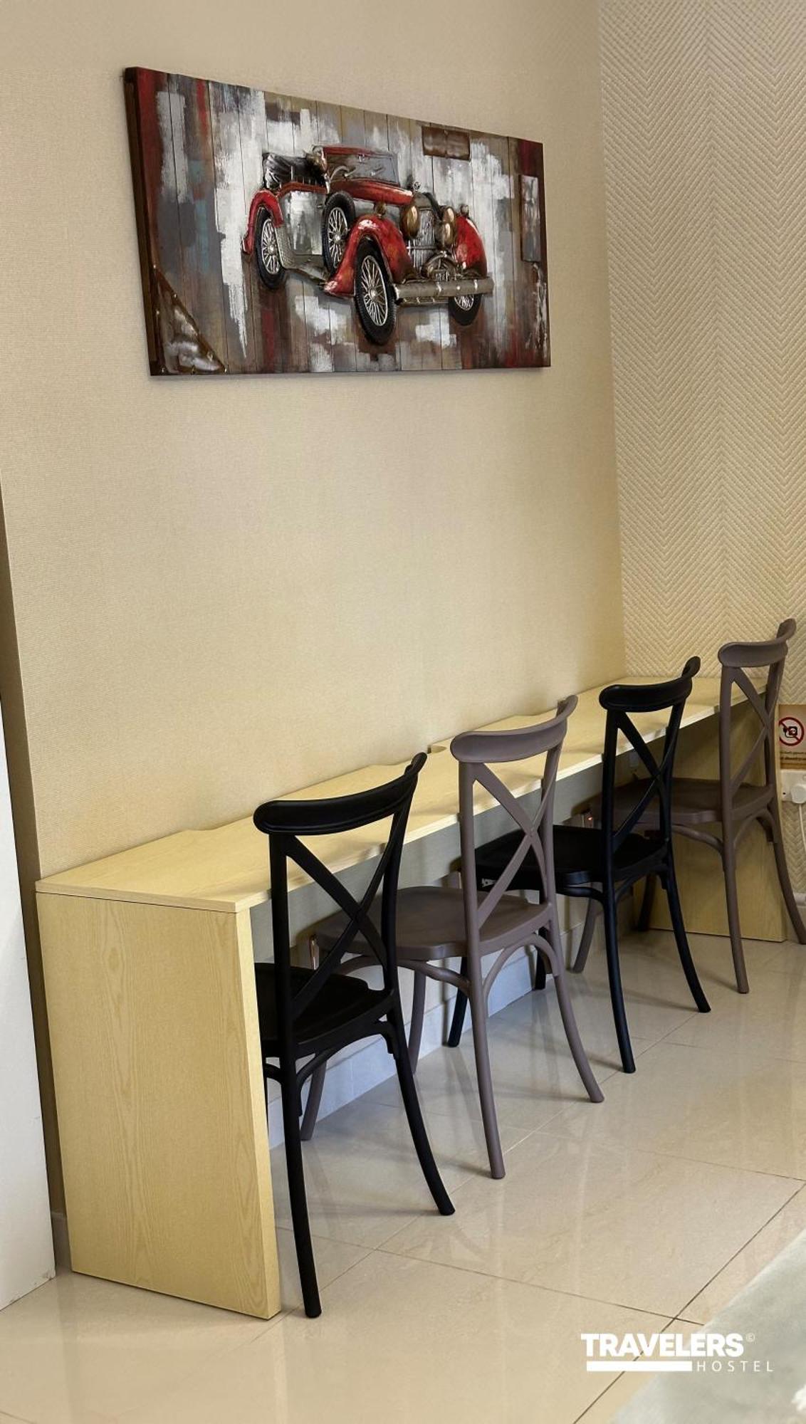 Travelers - Dubai Marina Hostel Екстер'єр фото